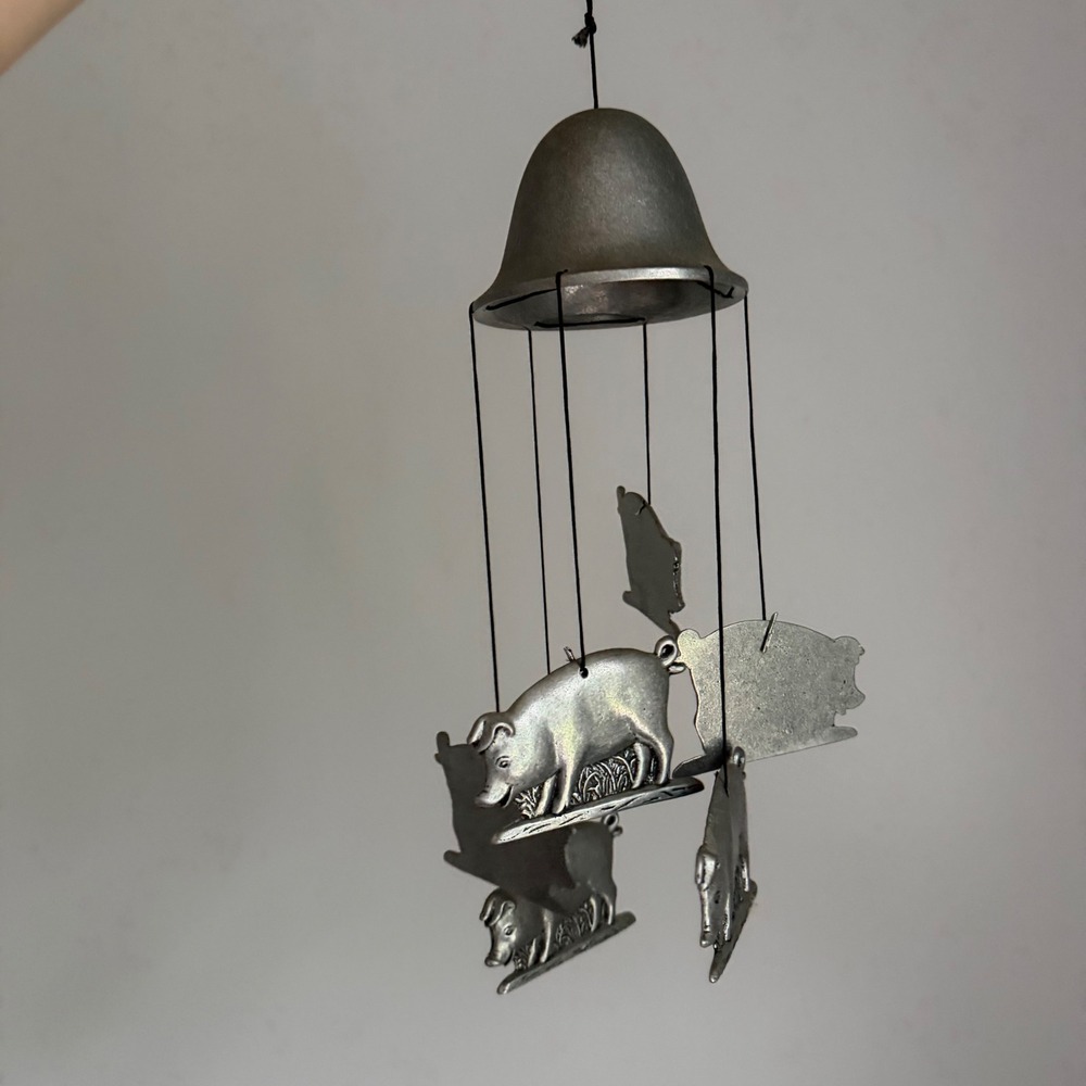 Vintage Pewter Pig Wind Chime Rustic Farmhouse Garden Decor Metal Bell 5 Charms